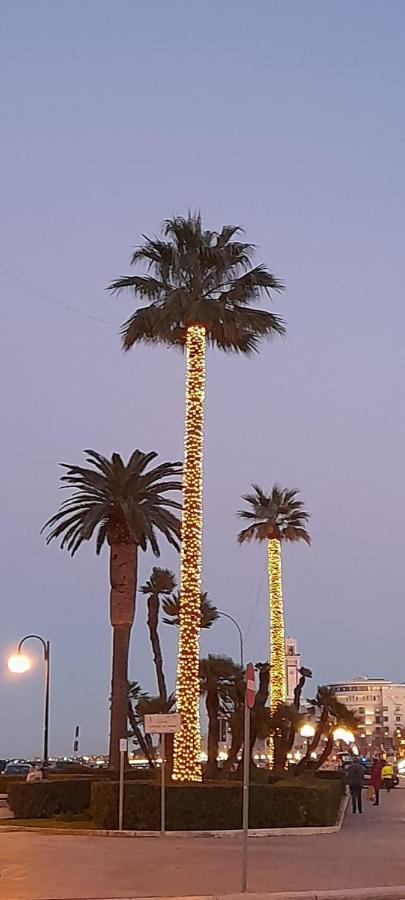La Rosa Rossa Hotell Bari Exteriör bild